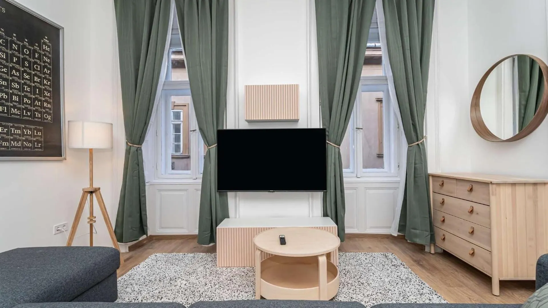 Gozsdu Court Three Roses Apartman Budapest 0*,